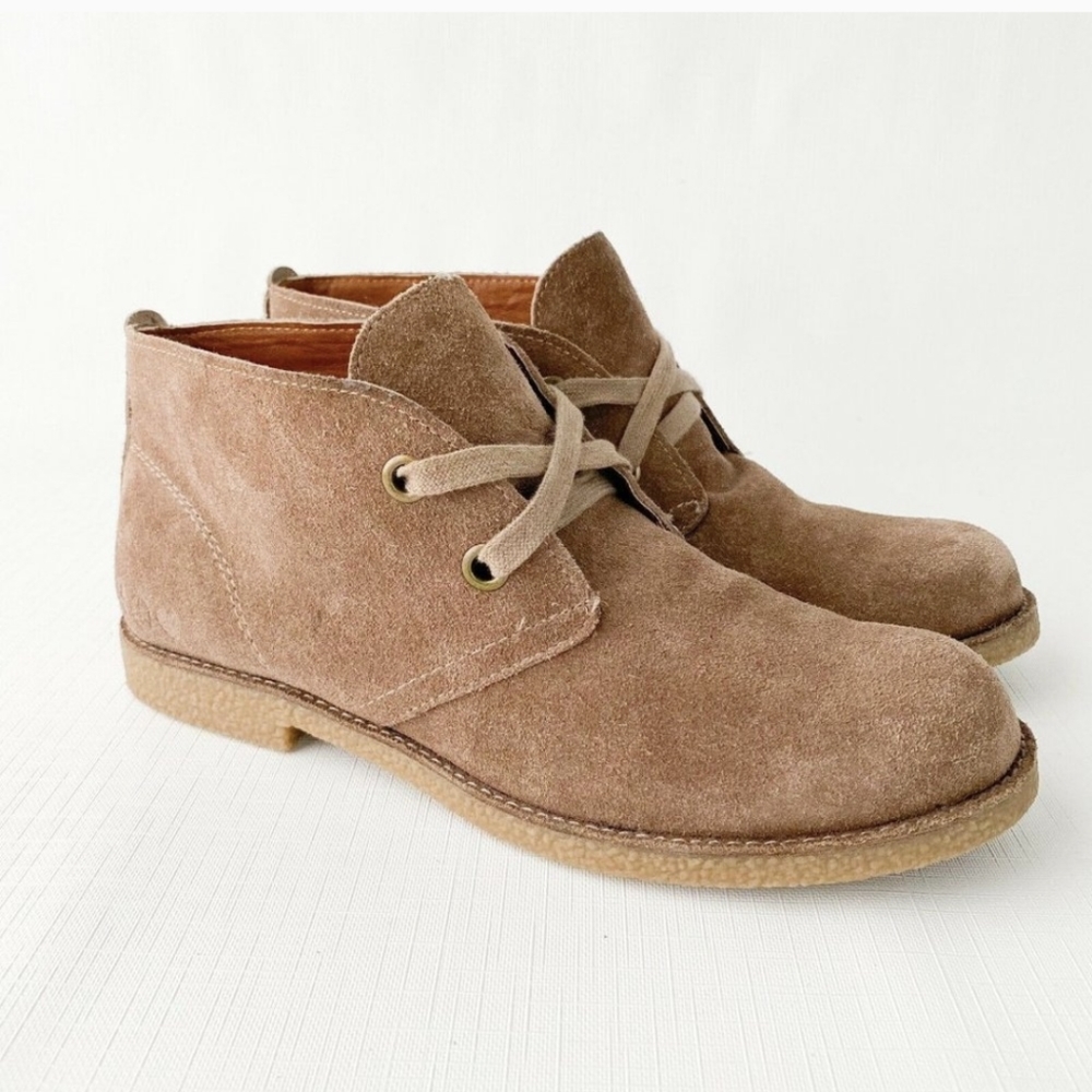 Lucky Brand Women Chukka Boots sz 7 Suede Ankle Bo